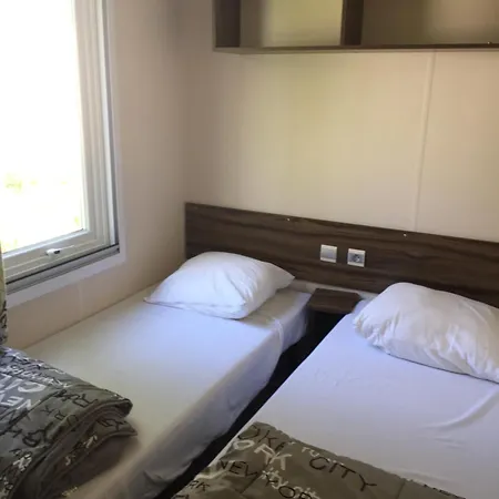 Mobil-home De Charme Avec Deux Terrasses Campsite
