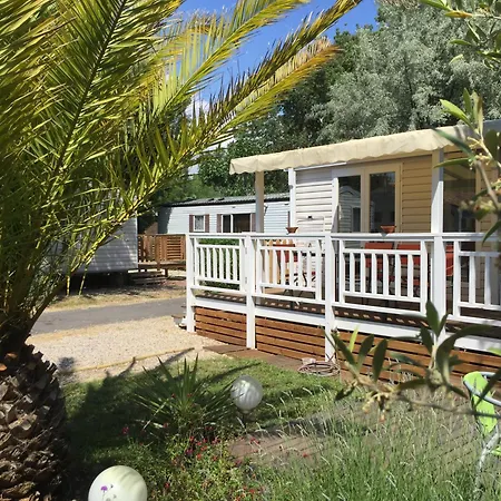 Mobil-home De Charme Avec Deux Terrasses *