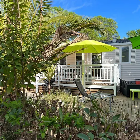 Mobil-home De Charme Avec Deux Terrasses Campsite Vias